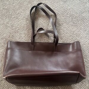 Madewell Essential Tote in Chocolate Raisin